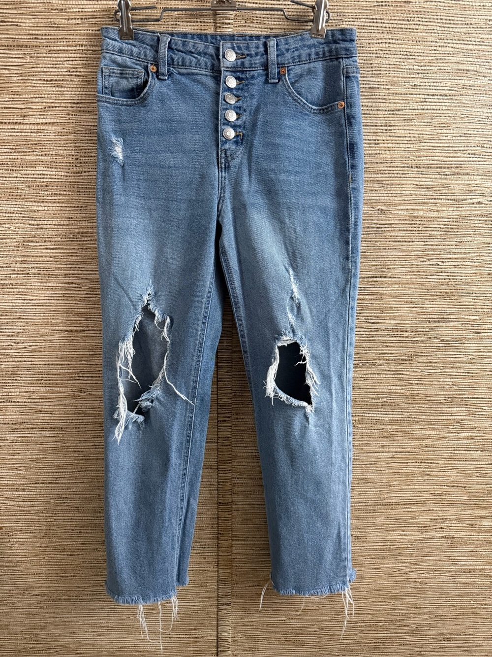 Wild Fable Jeans Women’s Size 4 High Rise Distressed Straight Ankle Length
